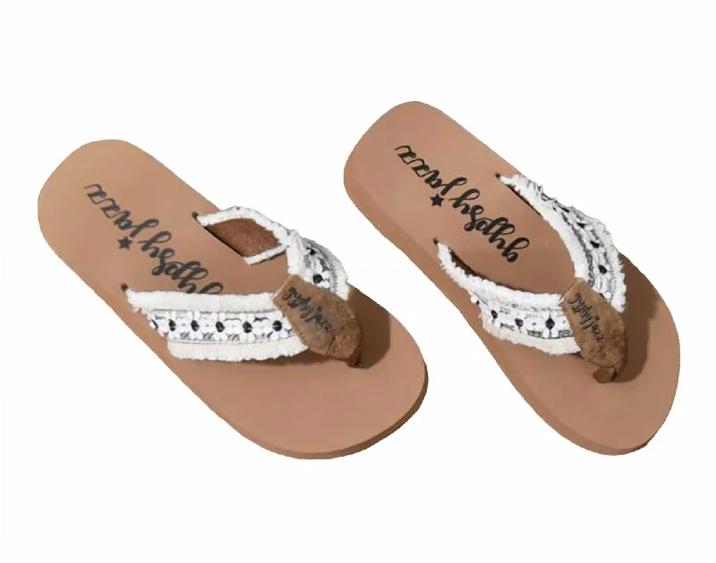 Women's Gypsy Jazz Daisies Flip Flops In White And Black