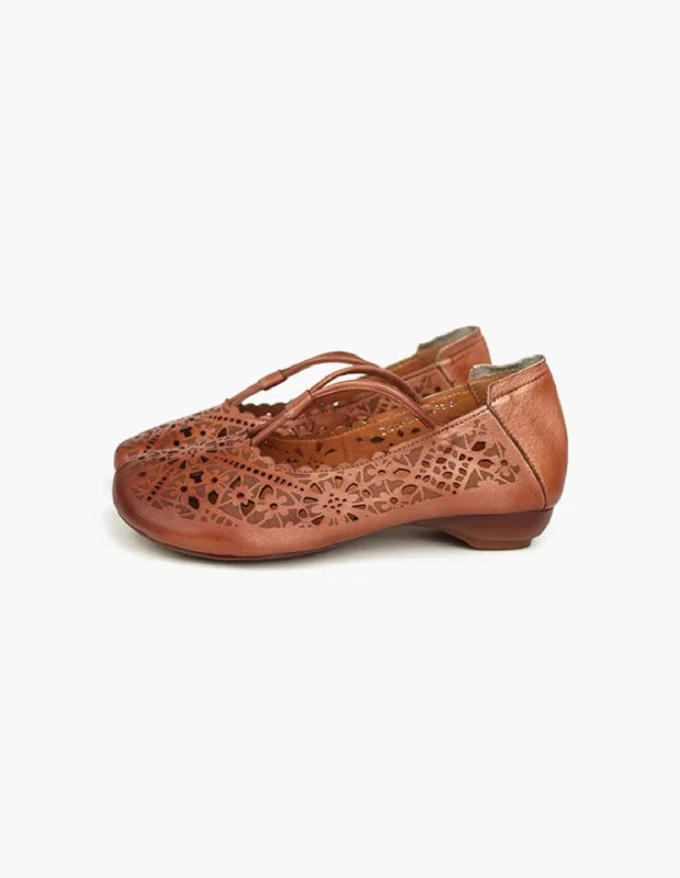 Real Leather Hand-carved Hollow Retro Flat Shoes