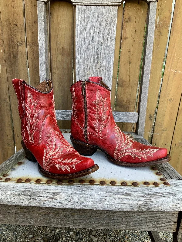 Circle G Women's Red Cowgirl Ankle Bootie L5704